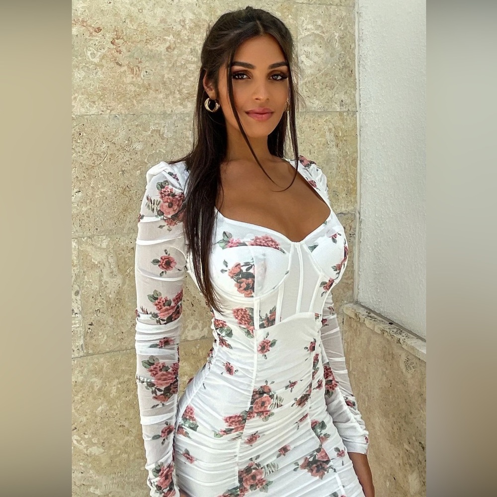 NWT Fashion Nova White Floral Dress